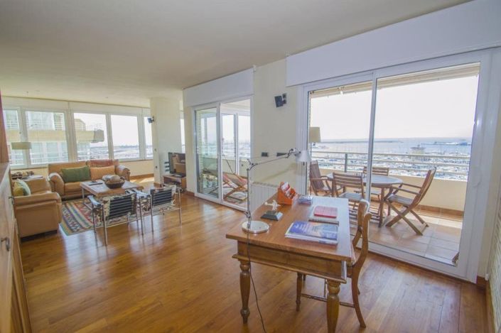 Image No.3-3 Bed Apartment for sale