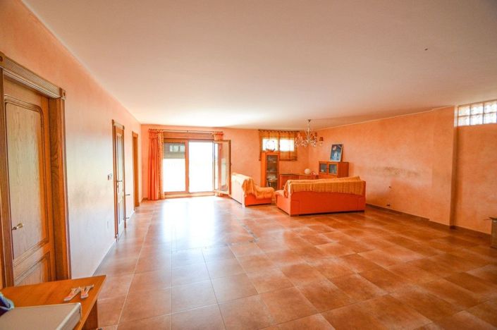Image No.21-5 Bed Villa for sale