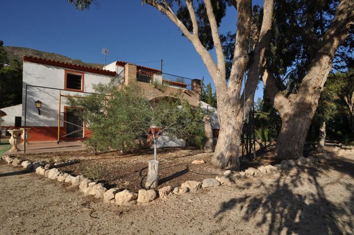 Image No.12-6 Bed Villa for sale