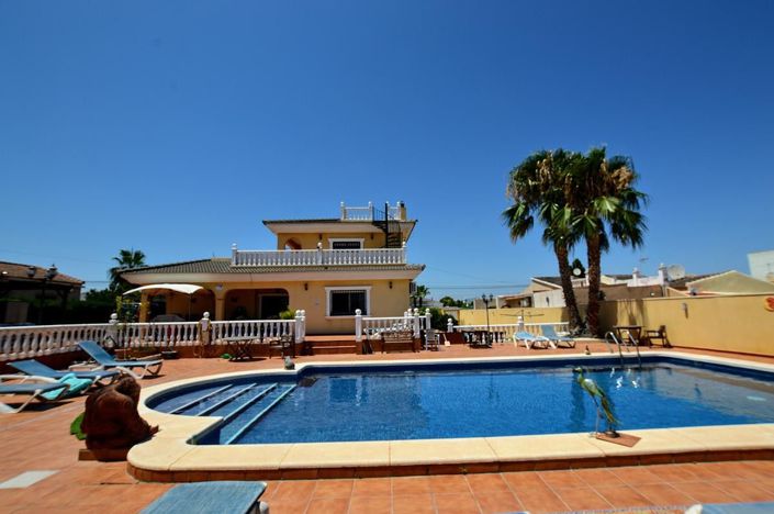 Image No.14-6 Bed Villa for sale