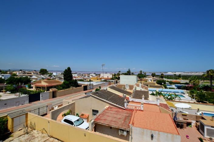 Image No.20-6 Bed Villa for sale