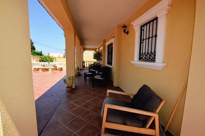 Image No.8-6 Bed Villa for sale