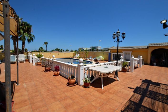 Image No.9-6 Bed Villa for sale