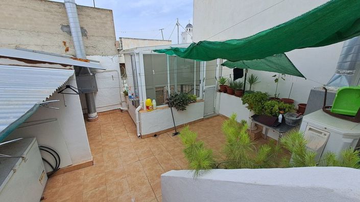 Image No.17-3 Bed House for sale