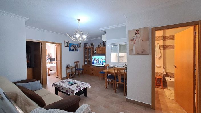 Image No.3-3 Bed House for sale