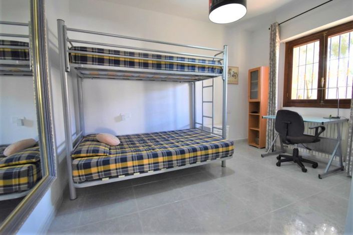 Image No.15-6 Bed Villa for sale