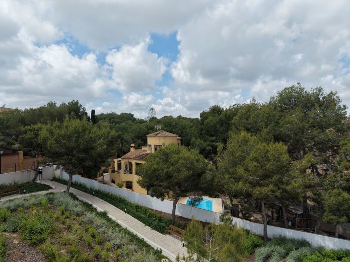 Image No.34-6 Bed Villa for sale
