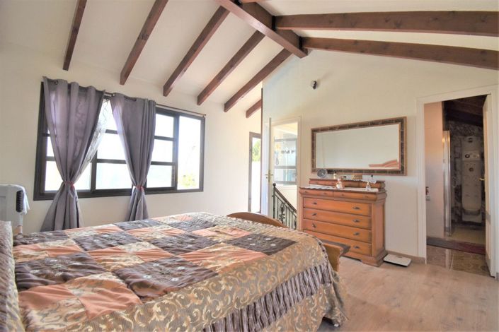 Image No.22-4 Bed Villa for sale