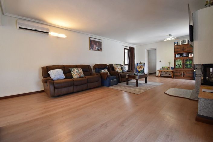Image No.5-4 Bed Villa for sale
