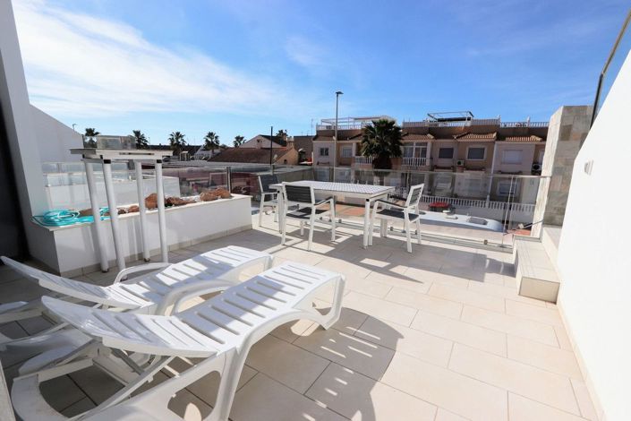 Image No.32-4 Bed Villa for sale