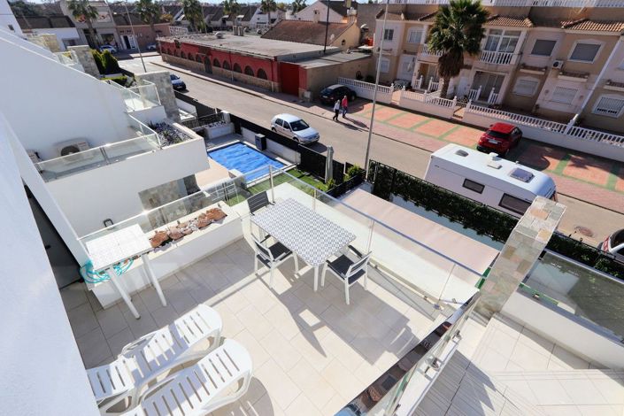 Image No.37-4 Bed Villa for sale