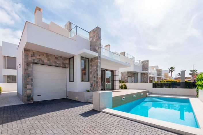 Image No.48-4 Bed Villa for sale