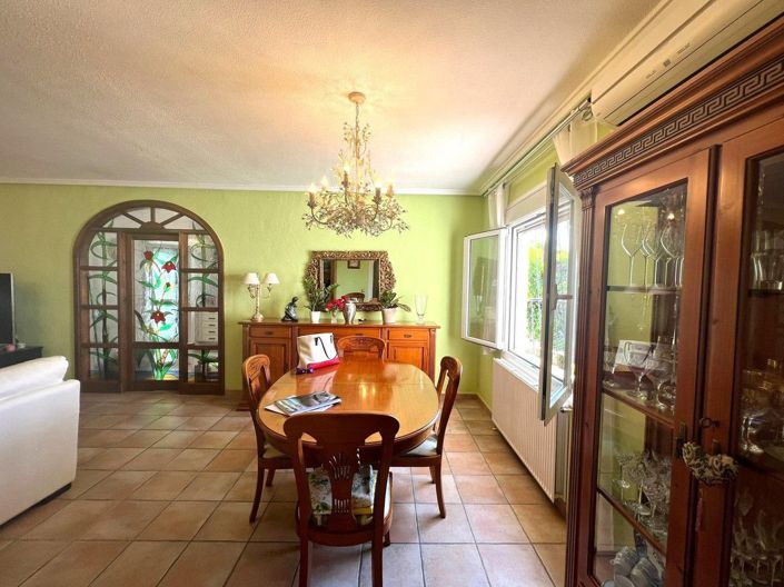 Image No.11-3 Bed Villa for sale