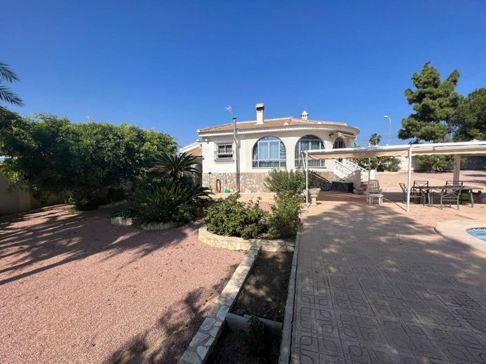 Image No.2-3 Bed Villa for sale