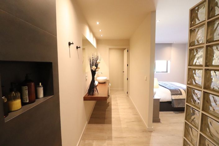 Image No.21-5 Bed Villa for sale