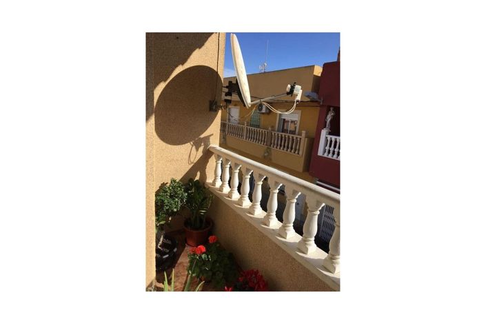 Image No.19-4 Bed House for sale