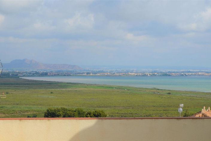Image No.20-2 Bed House for sale