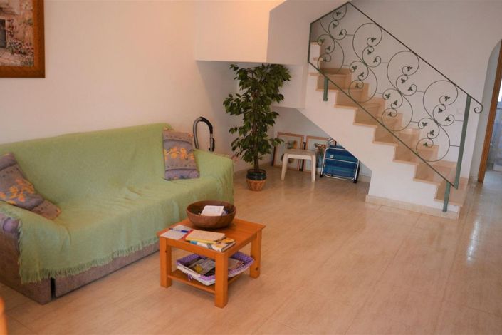 Image No.3-2 Bed House for sale