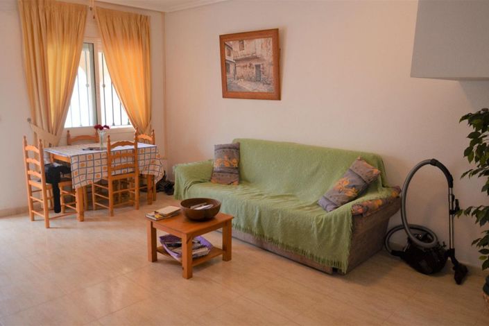 Image No.6-2 Bed House for sale