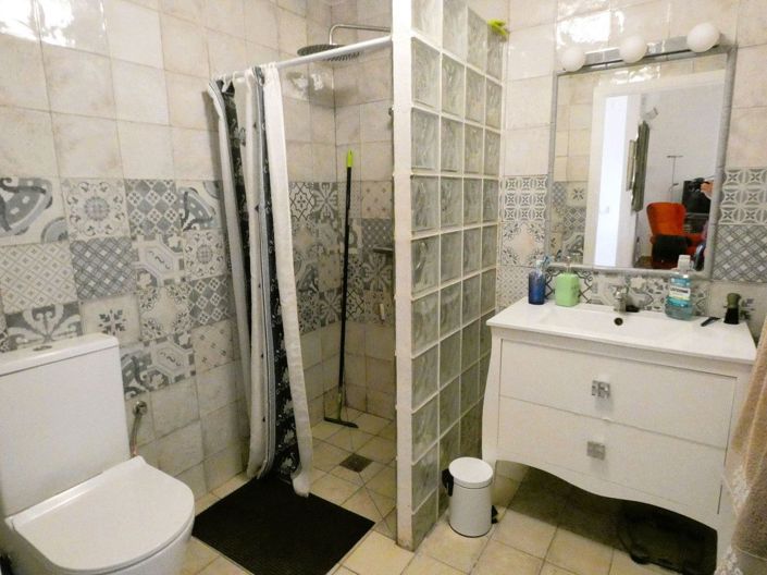 Image No.16-3 Bed Country House for sale
