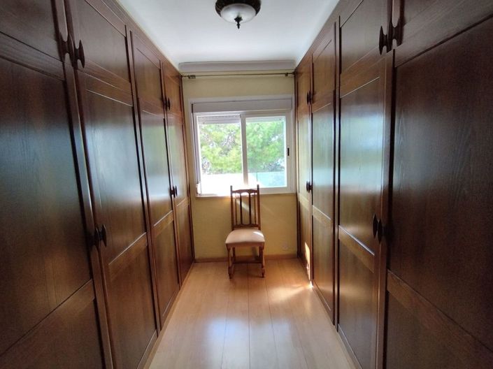 Image No.23-4 Bed Apartment for sale