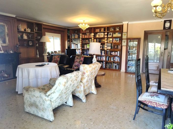 Image No.5-4 Bed Apartment for sale