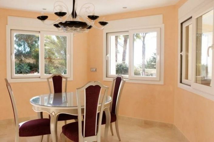 Image No.8-4 Bed Villa for sale