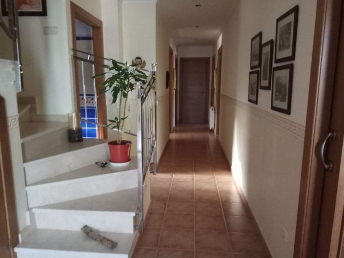 Image No.9-4 Bed Villa for sale