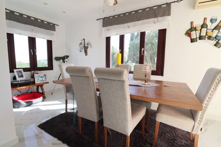 Image No.18-5 Bed Villa for sale