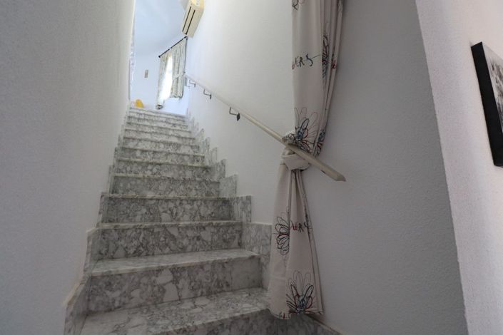 Image No.20-5 Bed Villa for sale