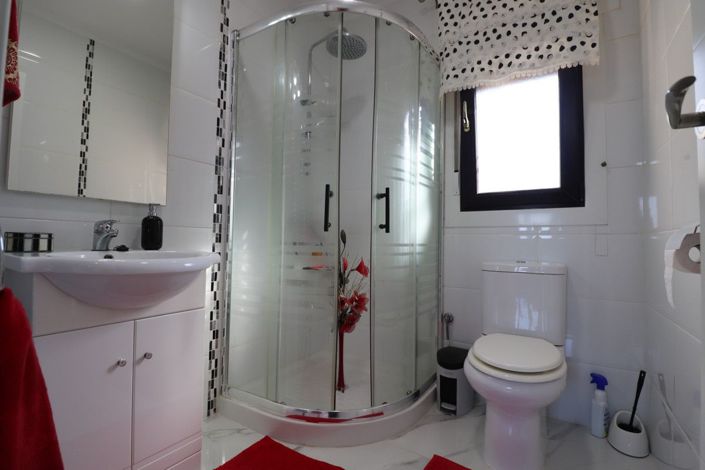 Image No.33-5 Bed Villa for sale