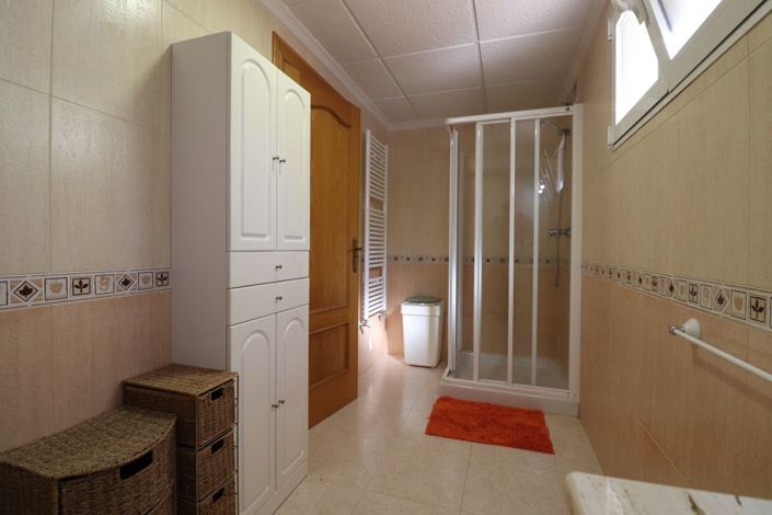 Image No.36-5 Bed Villa for sale