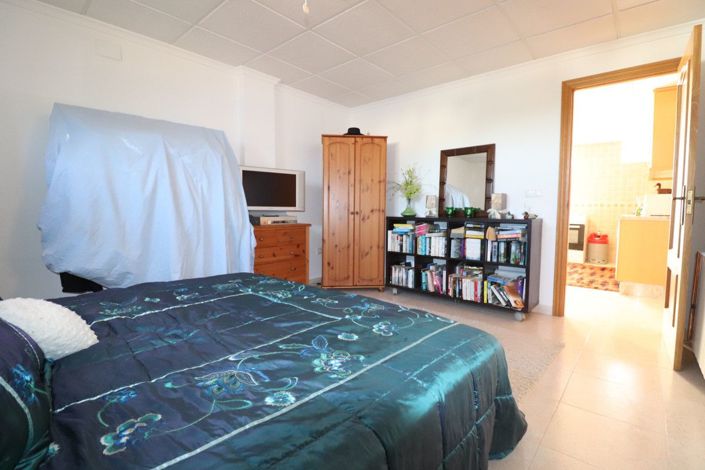 Image No.38-5 Bed Villa for sale