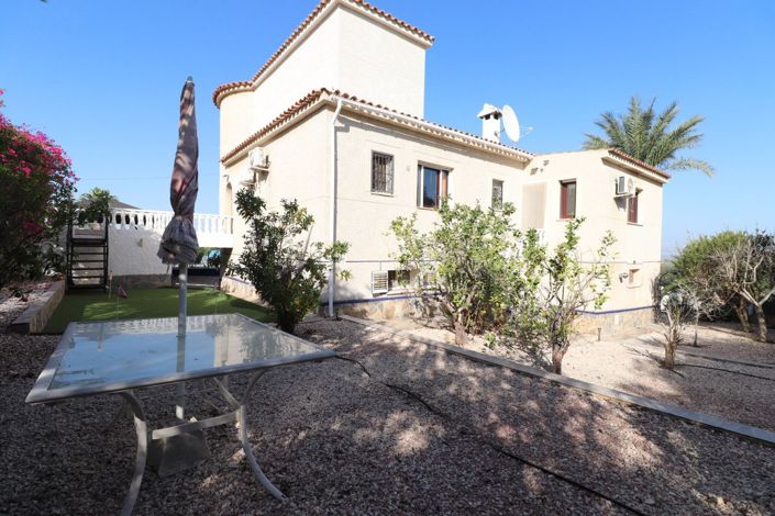 Image No.8-5 Bed Villa for sale