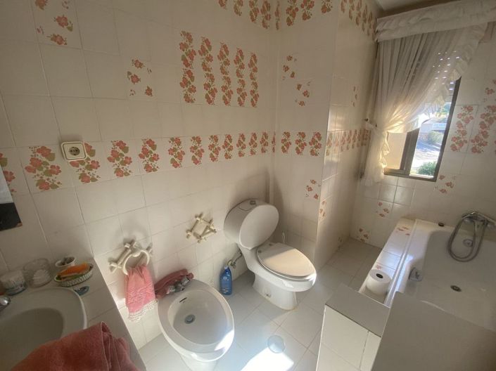 Image No.14-5 Bed House for sale