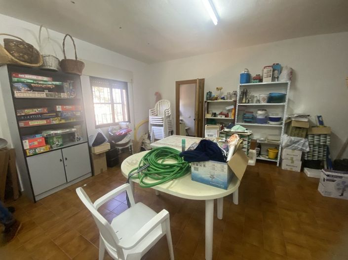Image No.22-5 Bed House for sale