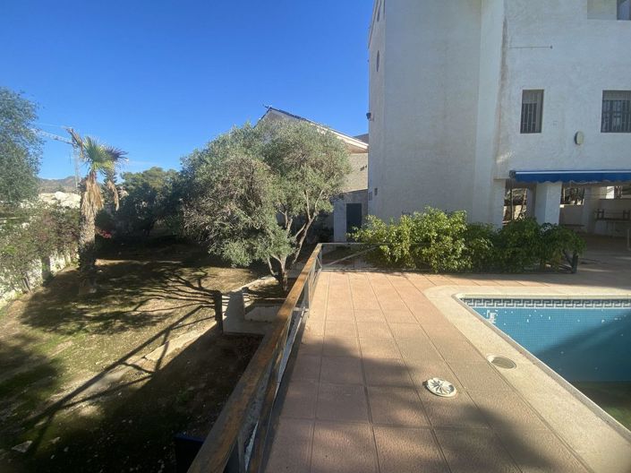 Image No.24-5 Bed House for sale