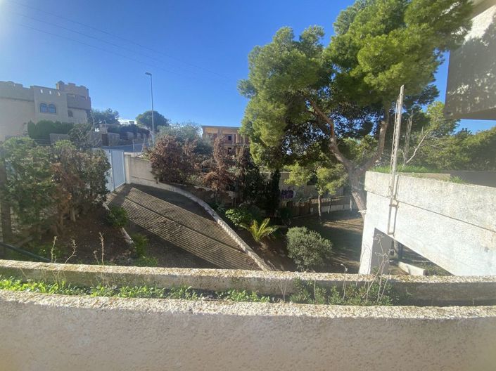 Image No.26-5 Bed House for sale