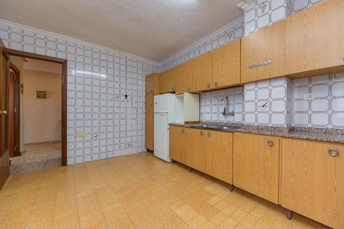 Image No.5-4 Bed Apartment for sale