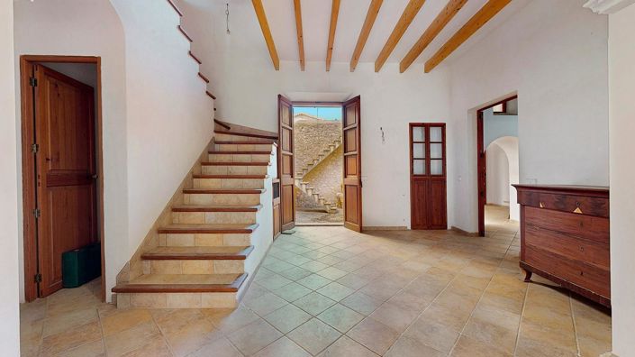 Image No.12-7 Bed House for sale