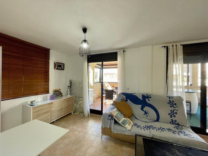 Image No.22-2 Bed Apartment for sale