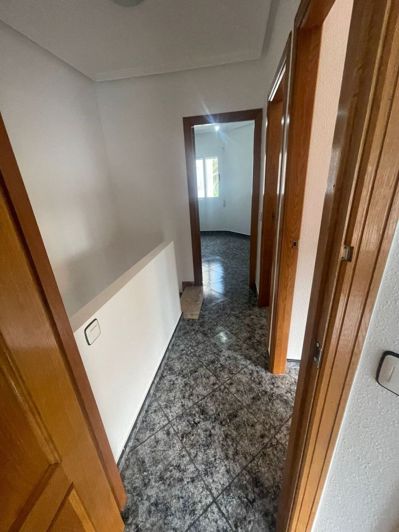 Image No.24-4 Bed Villa for sale