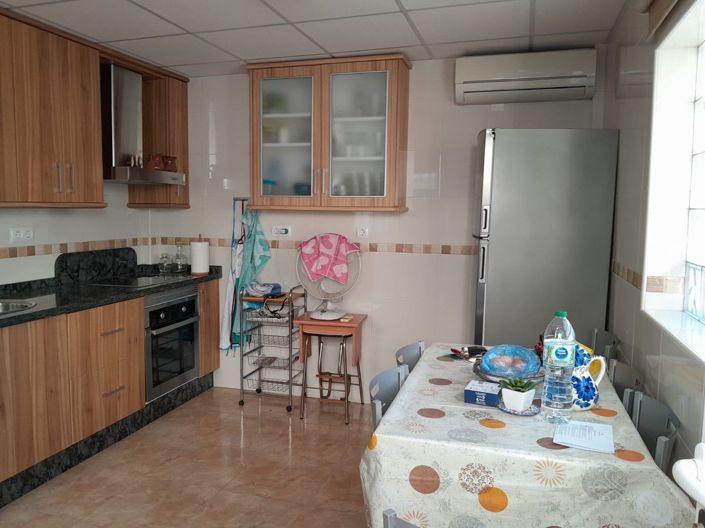 Image No.10-4 Bed Apartment for sale