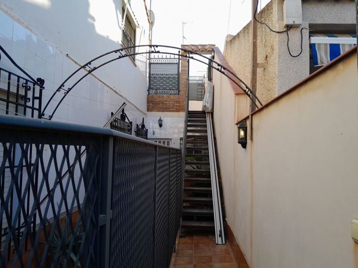 Image No.2-4 Bed Apartment for sale