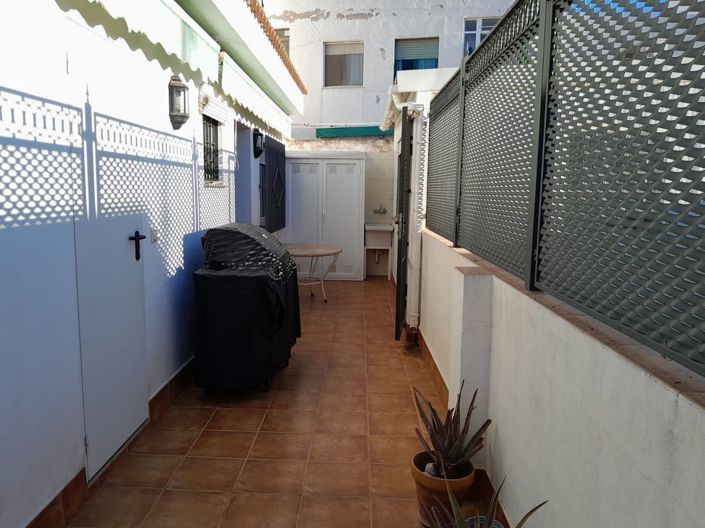 Image No.21-4 Bed Apartment for sale