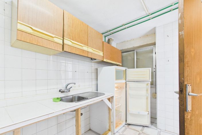 Image No.20-3 Bed Apartment for sale