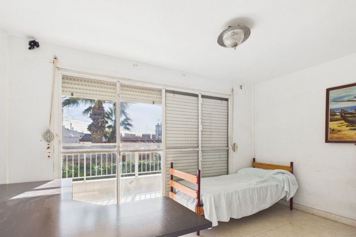 Image No.7-3 Bed Apartment for sale