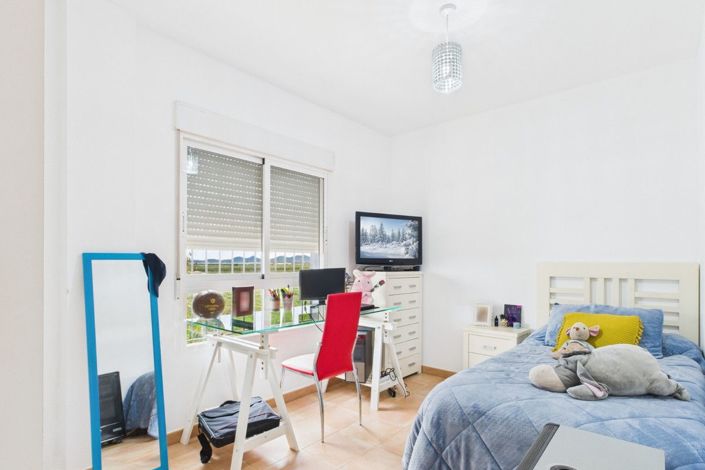 Image No.15-2 Bed Apartment for sale