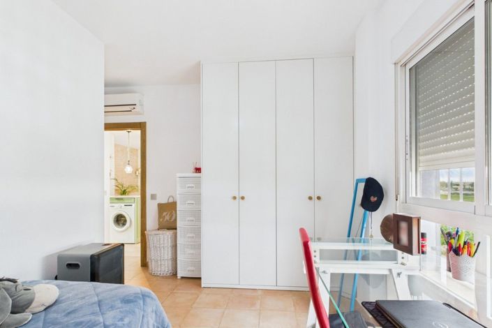 Image No.17-2 Bed Apartment for sale