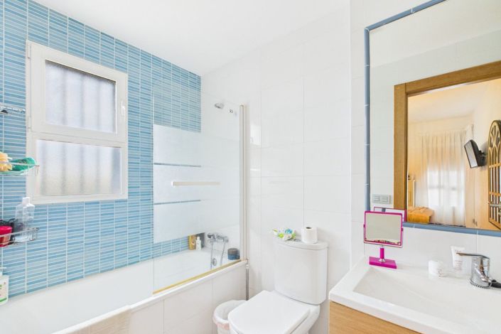 Image No.22-2 Bed Apartment for sale